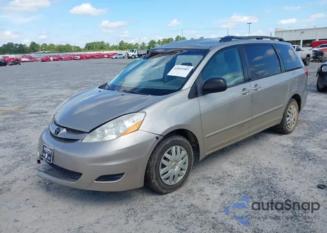 2007 Toyota Sienna Le z USA, uszkodzony, nr VIN 5TDZK23C37S016266